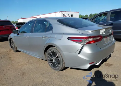 2018 Toyota Camry Se из США, поврежденный, VIN 4T1B11HK8JU014347